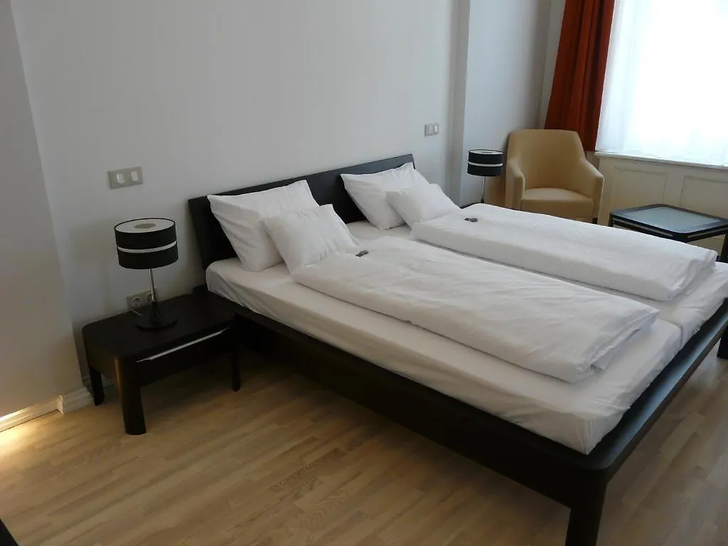 Soleil Apartman Szegedin 4*,  Ungarn
