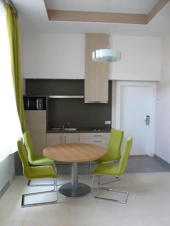 Soleil Apartman Szegedin 4*,